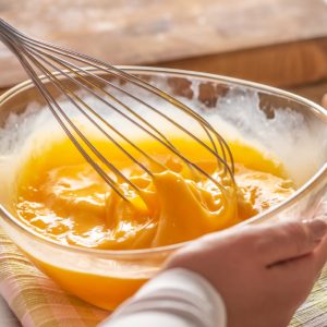 تخم مرغ مایع