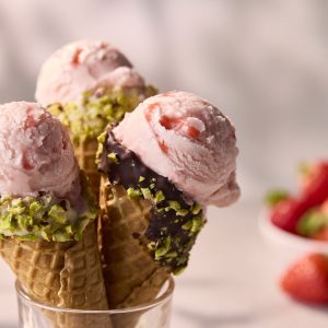 معروف‌ ترین پودرهای بستنی در بازار ایران | انتخاب حرفه‌ ای برای تولیدکنندگان و فروشندگان