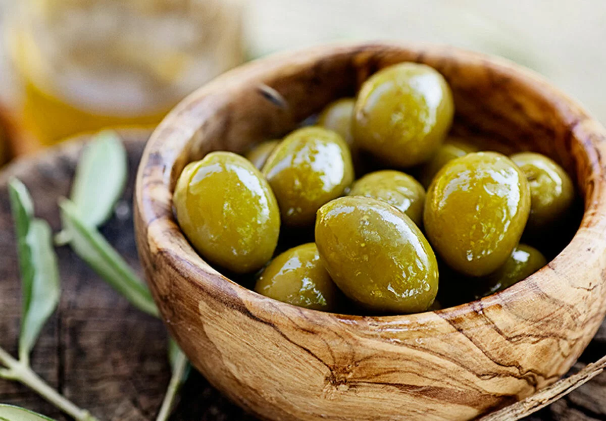 Eating olives at night 1